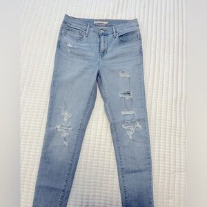 720 Levi’s Women high rise super skinny jeans -28